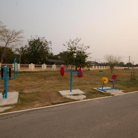 Ratchapreuk Resort Kalasin Bagian luar foto