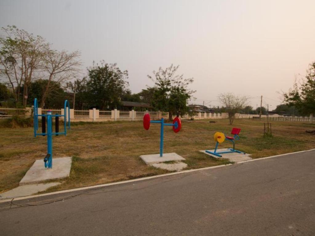Ratchapreuk Resort Kalasin Bagian luar foto