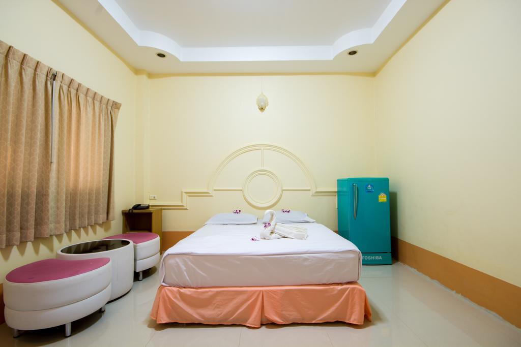 Ratchapreuk Resort Kalasin Bagian luar foto