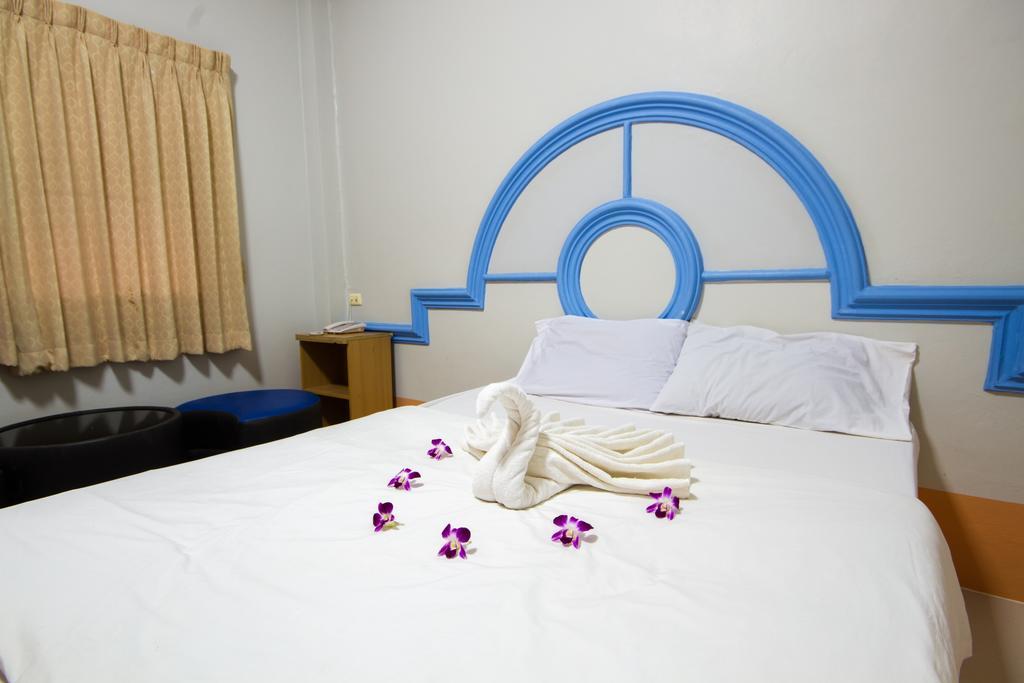 Ratchapreuk Resort Kalasin Bagian luar foto